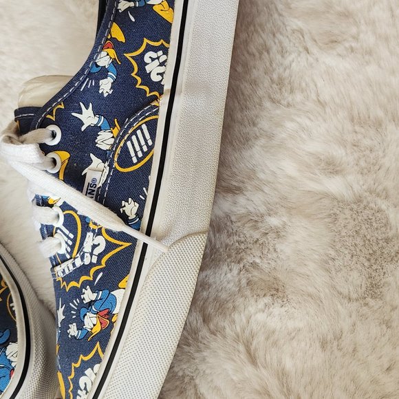 Vans Limited Edition Donald Duck Disney tennis shoes Men 9.5 Womens 11 - Picture 8 of 16